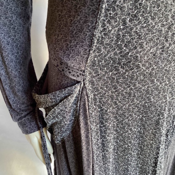 Akela Key Charcoal Subtle Animal Print Tunic Dress - Picture 5 of 6